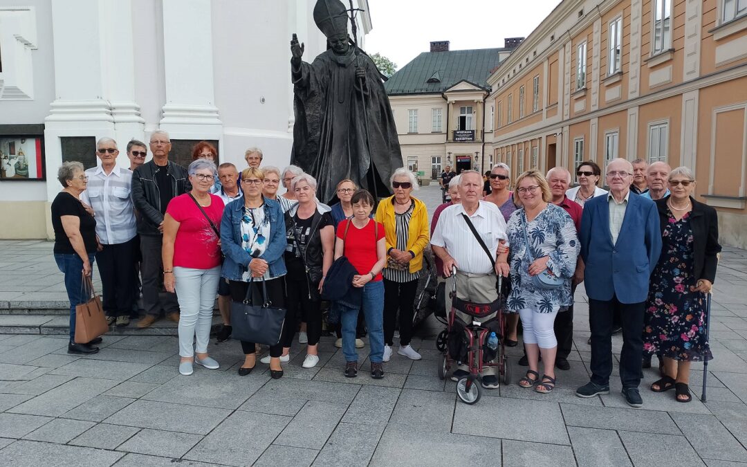 Członkowie Koła PSD z Szydłowca na pielgrzymce w Krakowie
